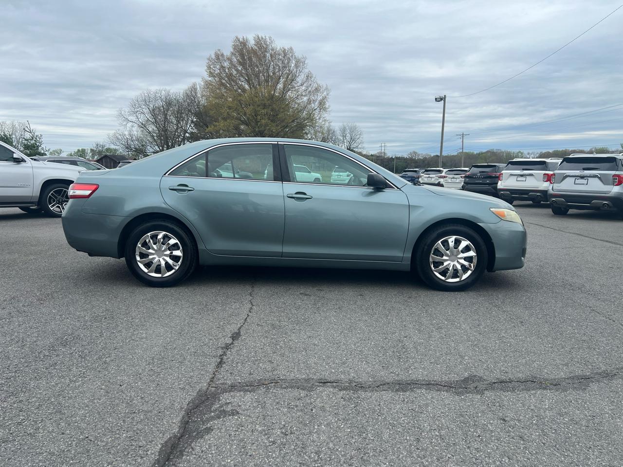 Toyota Camry LE 2011