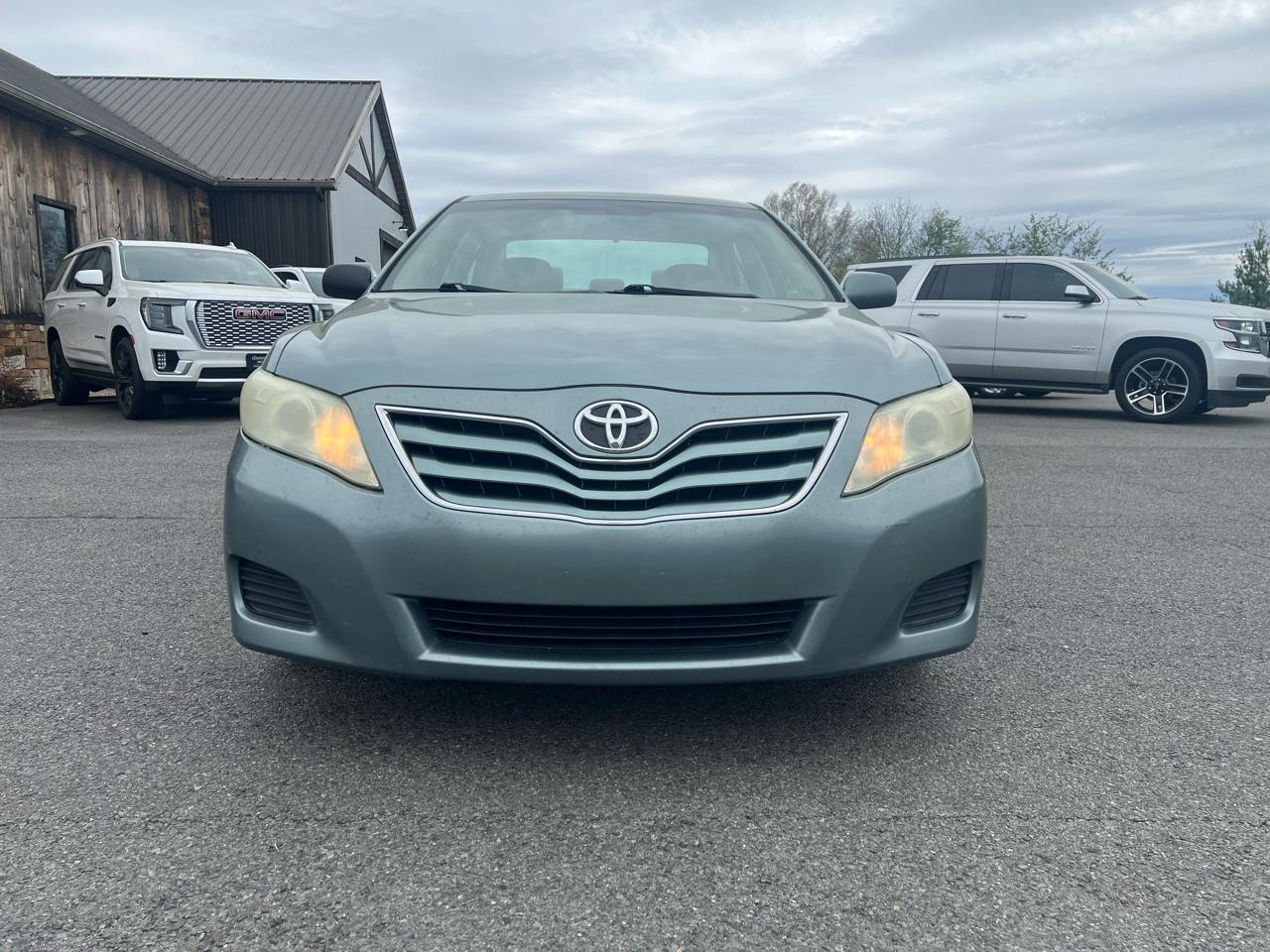Toyota Camry LE 2011