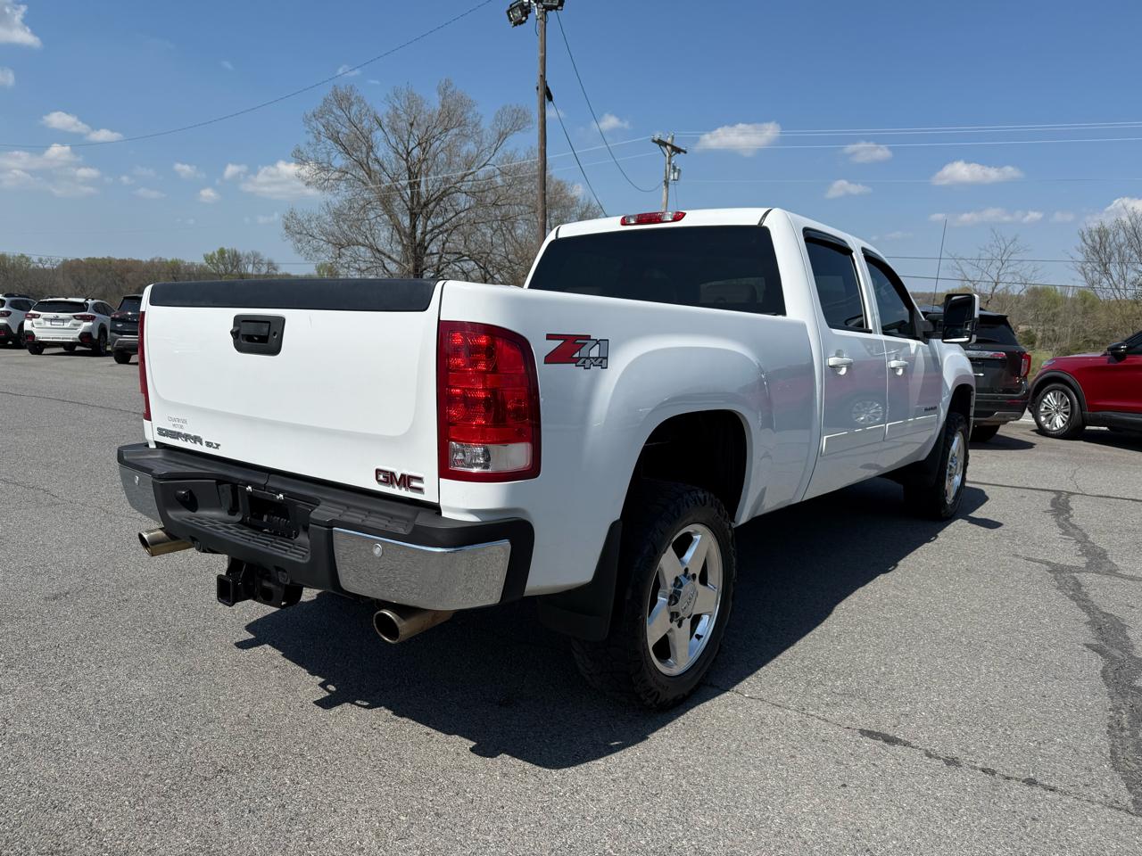 GMC Sierra 2500HD SLT Crew Cab 4WD 2013
