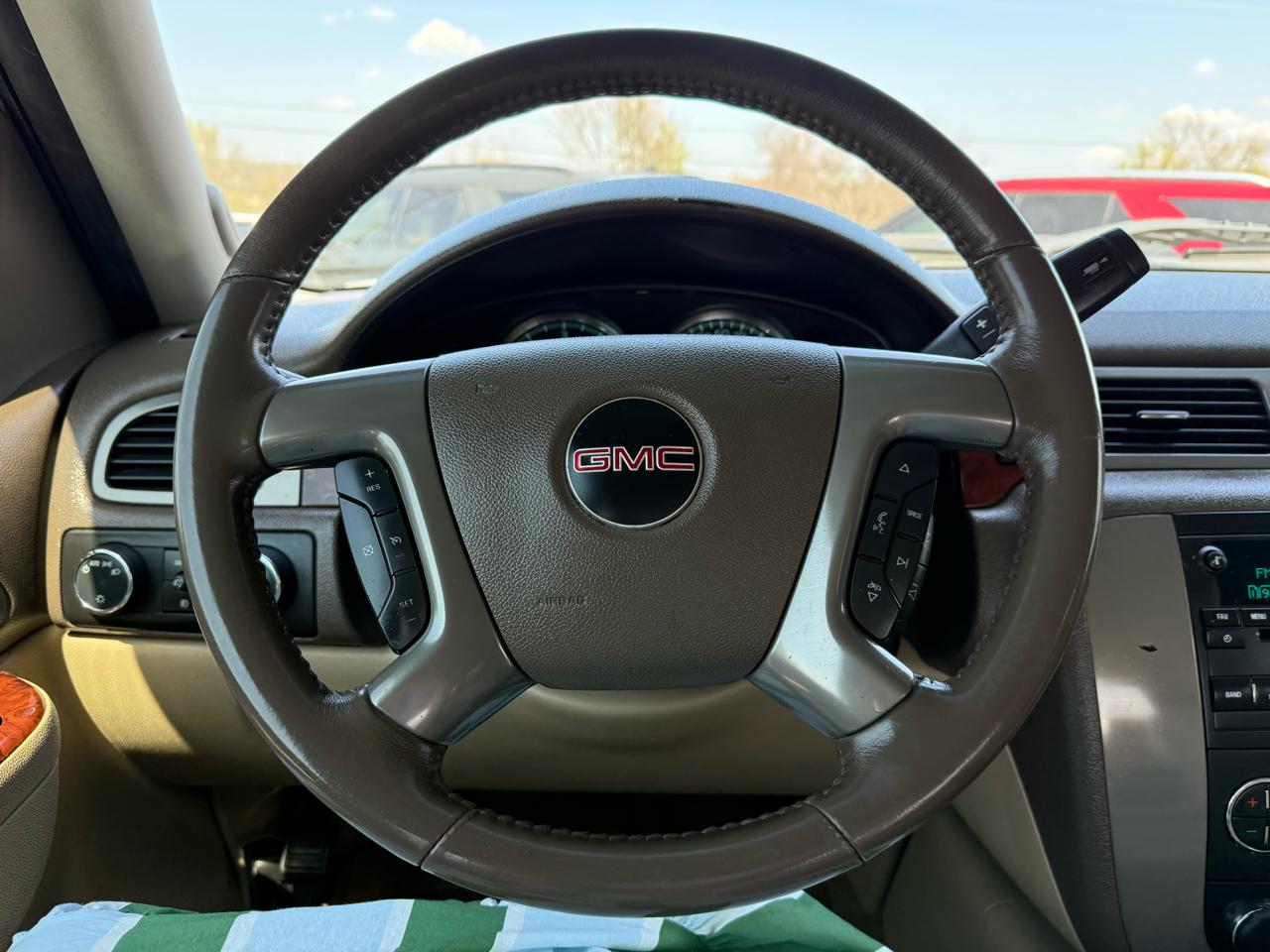 GMC Sierra 2500HD SLT Crew Cab 4WD 2013