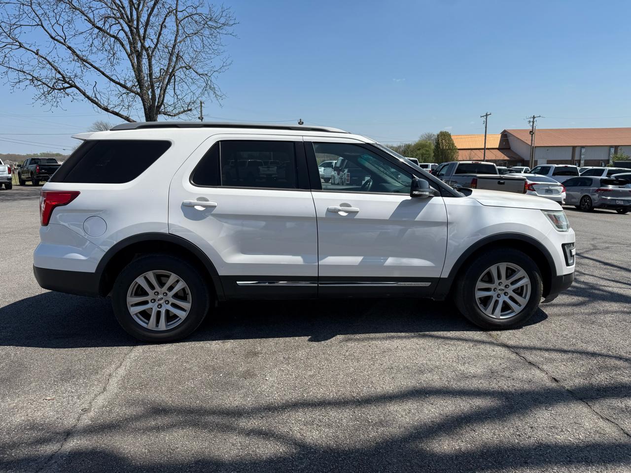 Ford Explorer XLT 4WD 2016