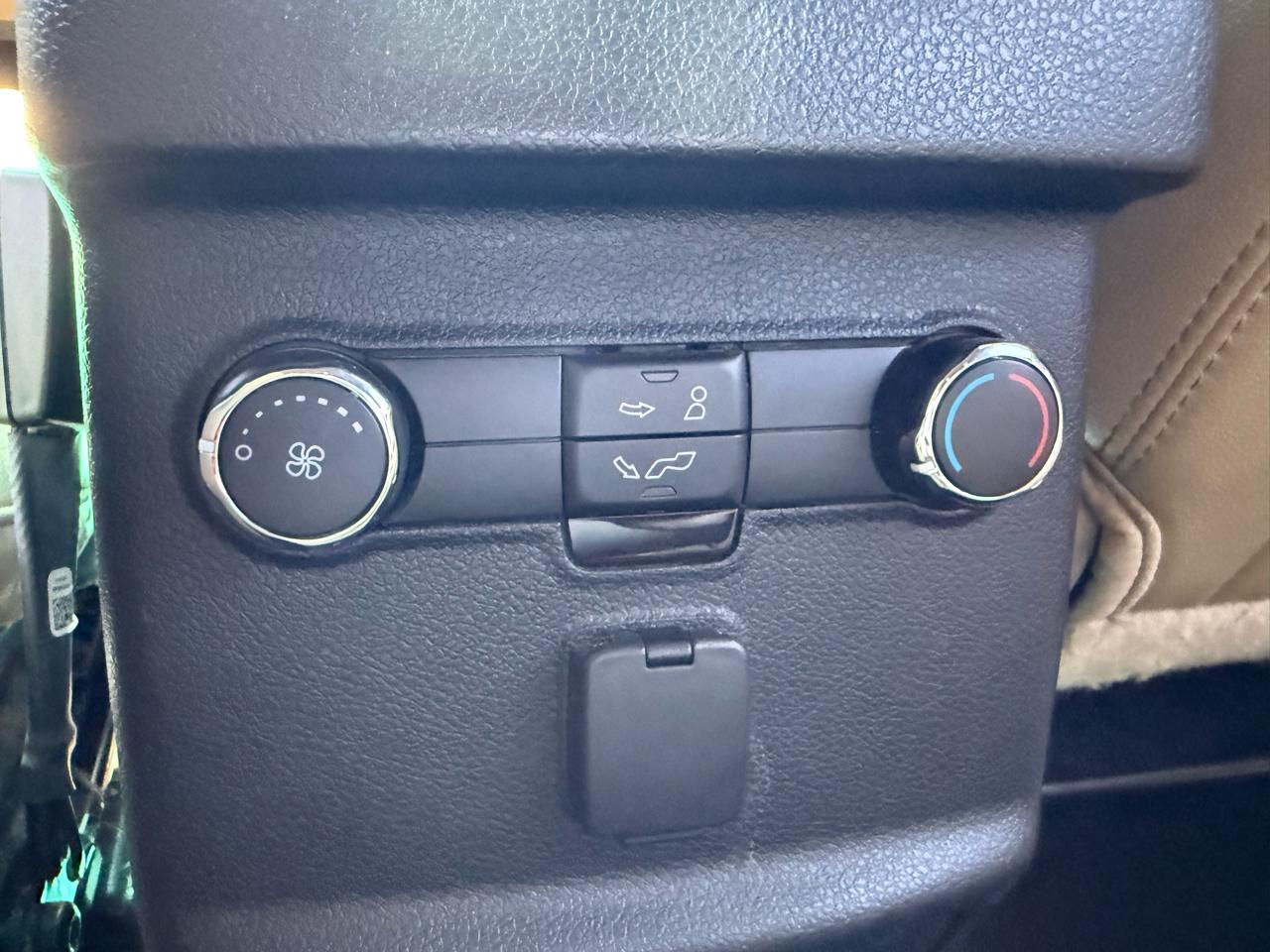 Ford Explorer XLT 4WD 2016