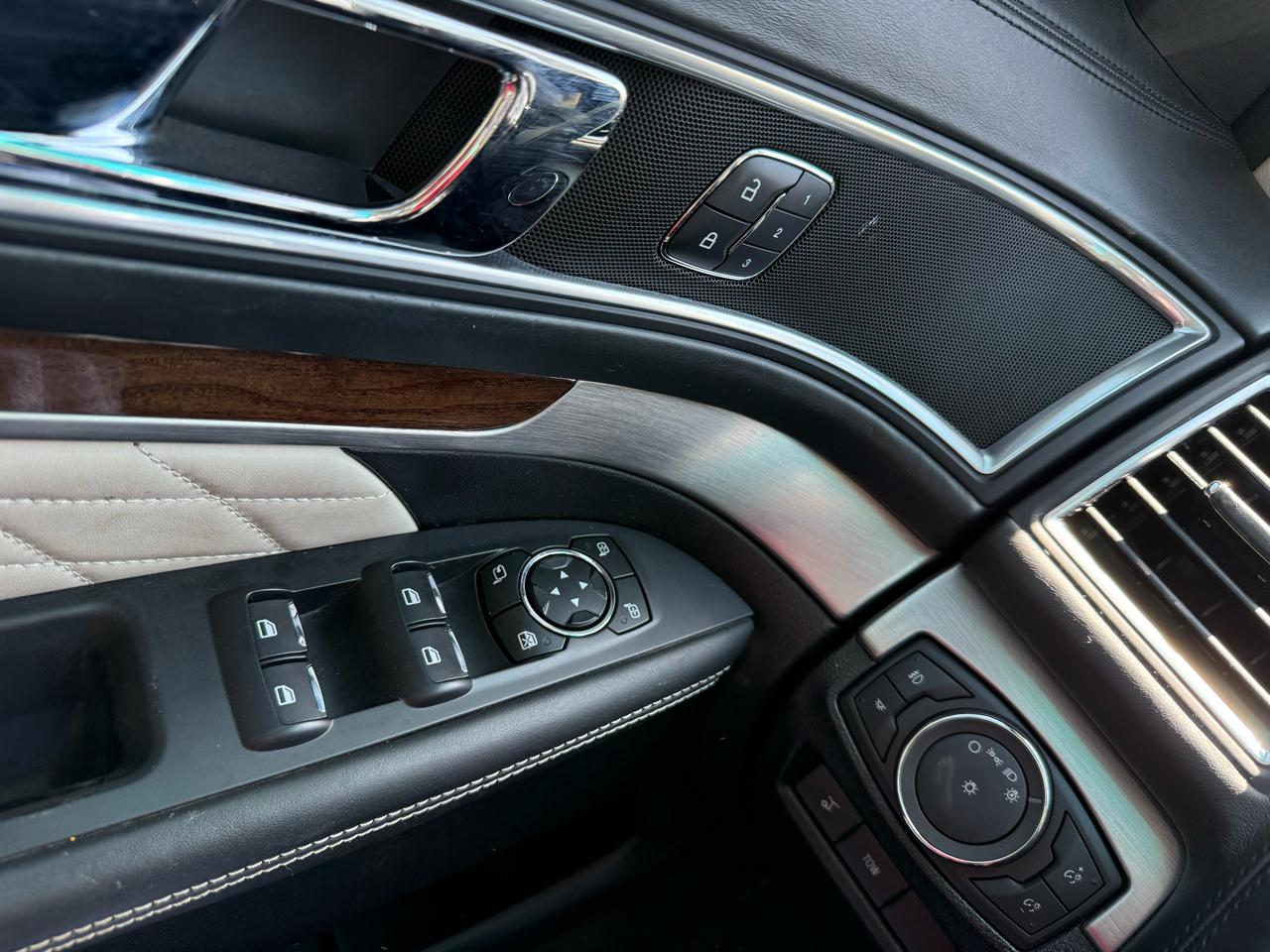 Ford Explorer Platinum AWD 2016