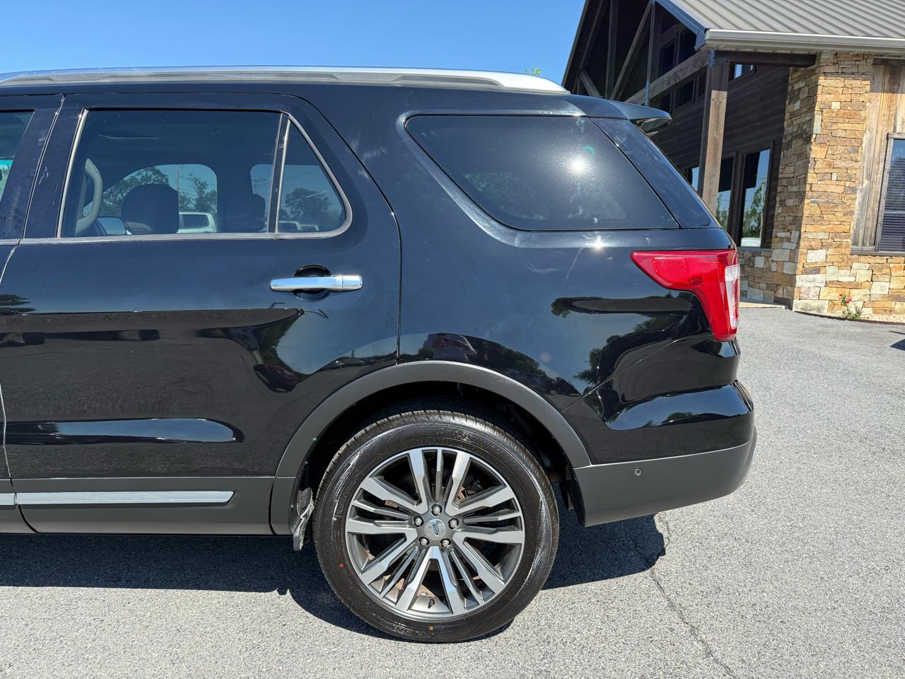 Ford Explorer Platinum AWD 2016
