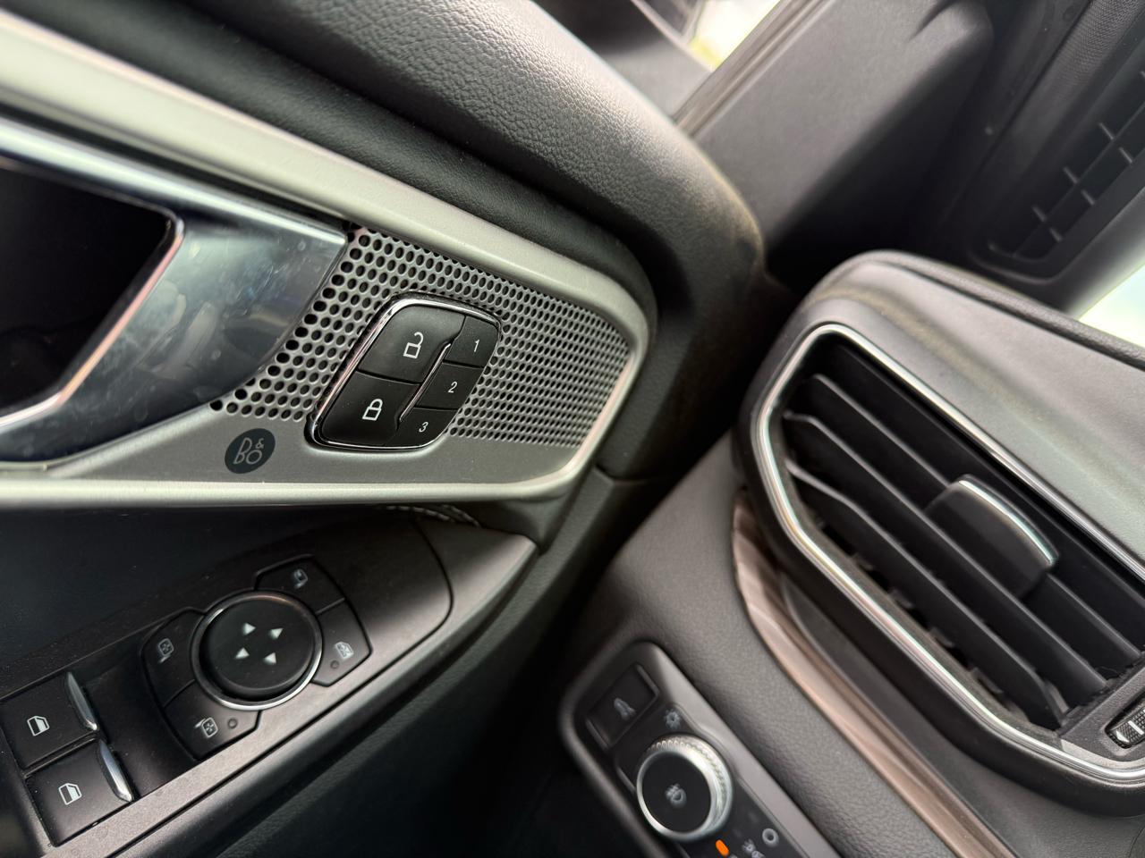 Ford Explorer Limited 2020