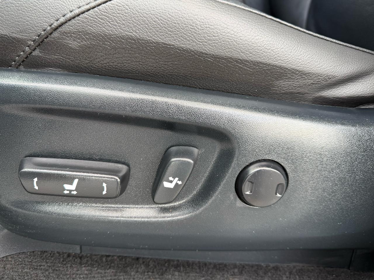 Toyota 4Runner SR5 4WD 2024