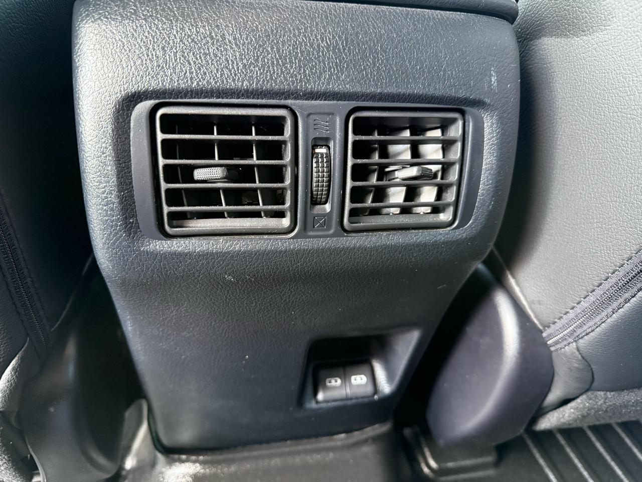 Toyota 4Runner SR5 4WD 2024