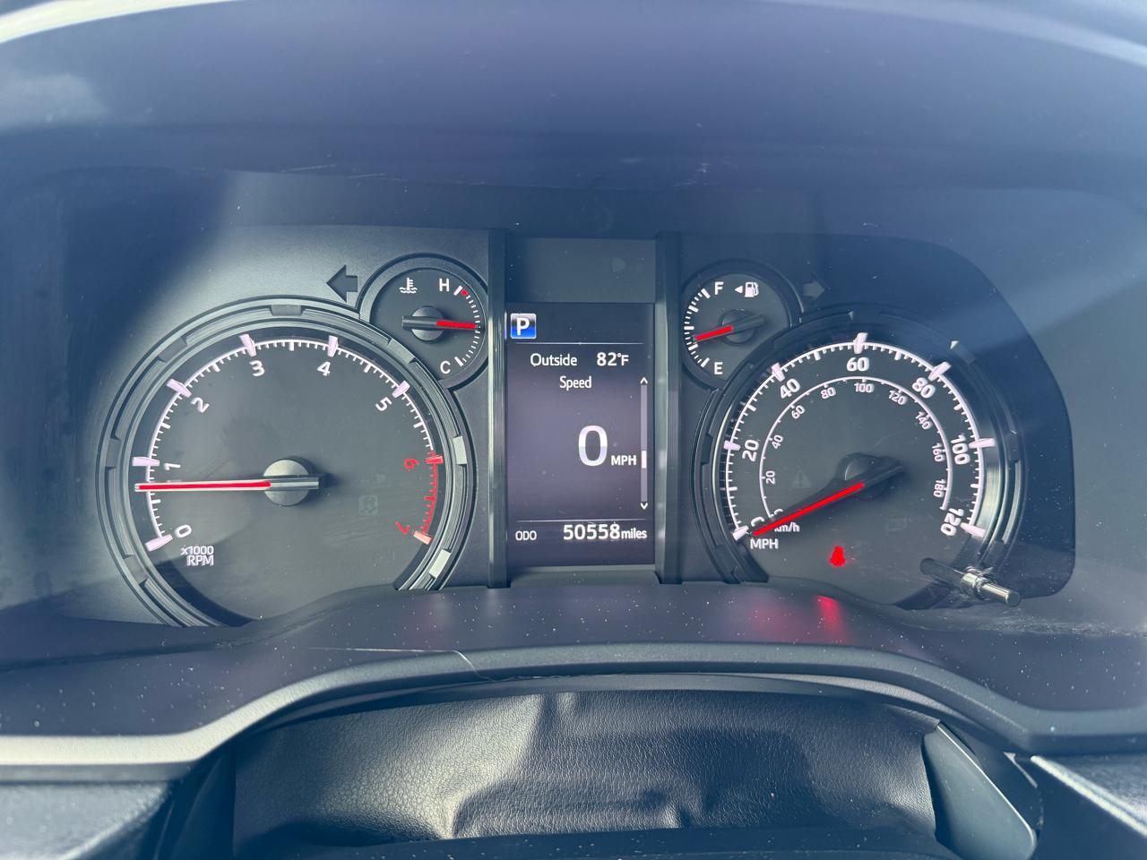 Toyota 4Runner SR5 4WD 2024