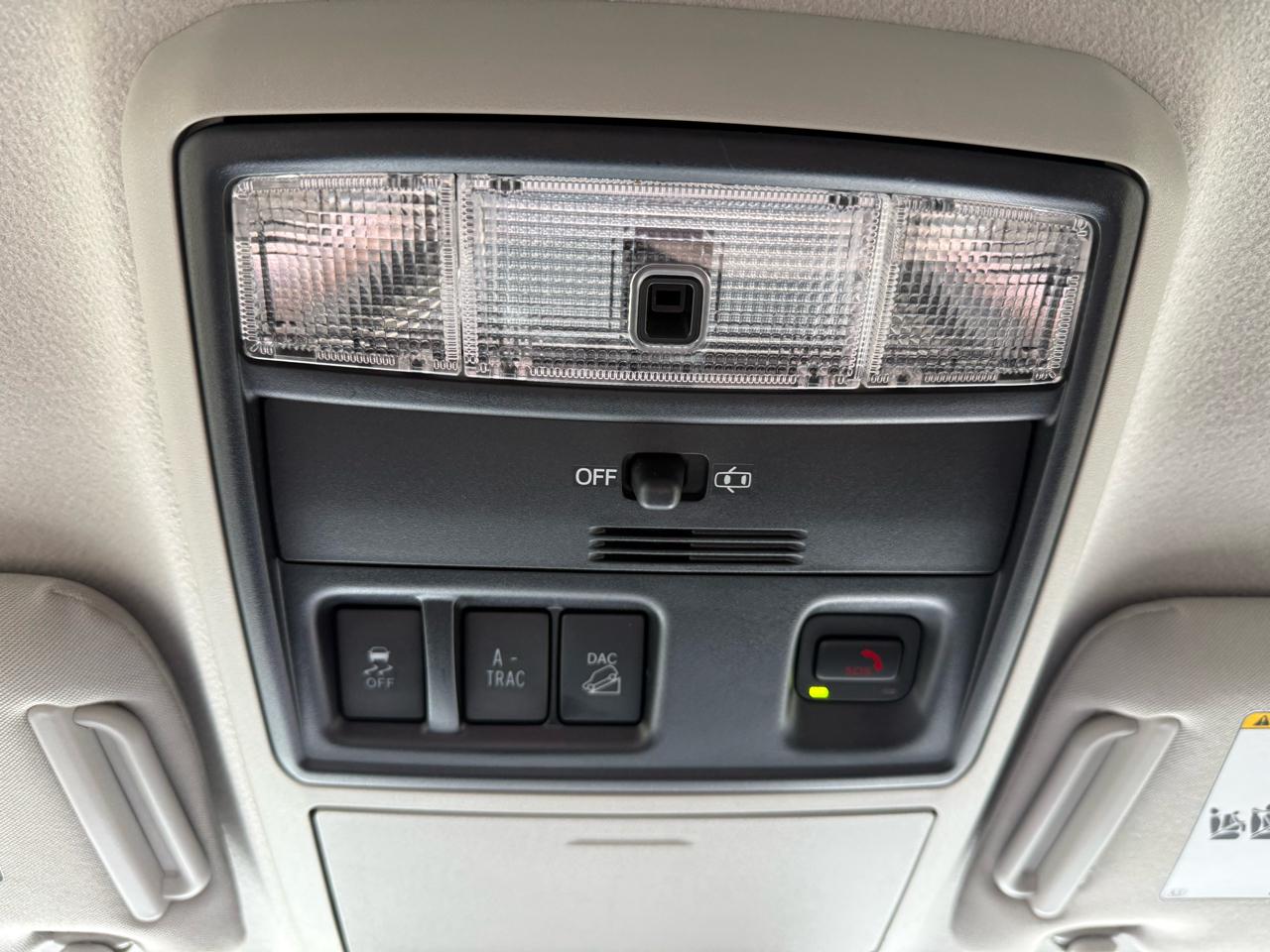 Toyota 4Runner SR5 4WD 2024