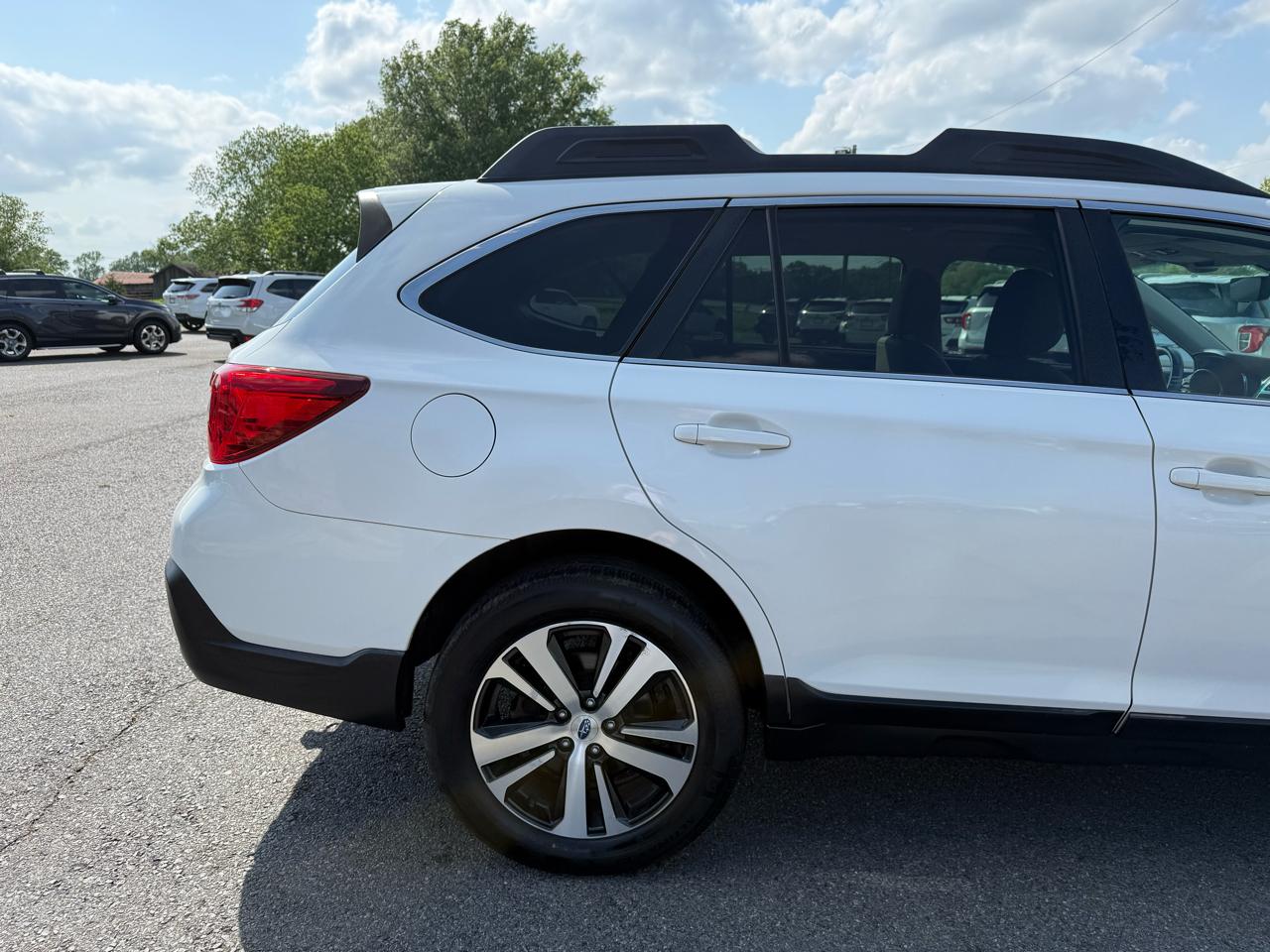 Subaru Outback 2.5i Limited 2019