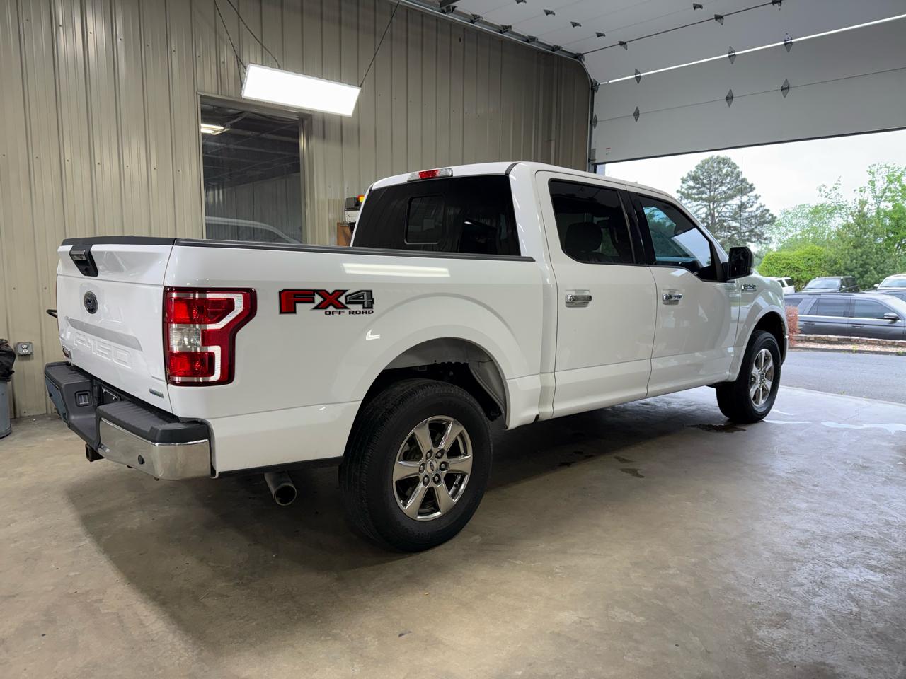 Ford F-150 XLT SuperCrew 4WD 2019