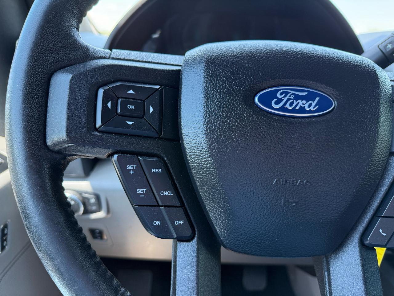 Ford F-150 XLT SuperCrew 4WD 2019