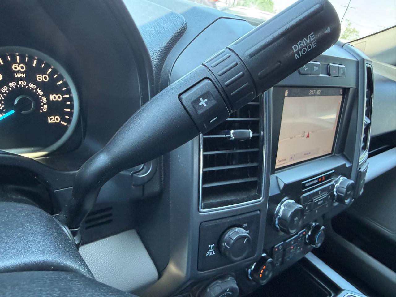 Ford F-150 XLT SuperCrew 4WD 2019