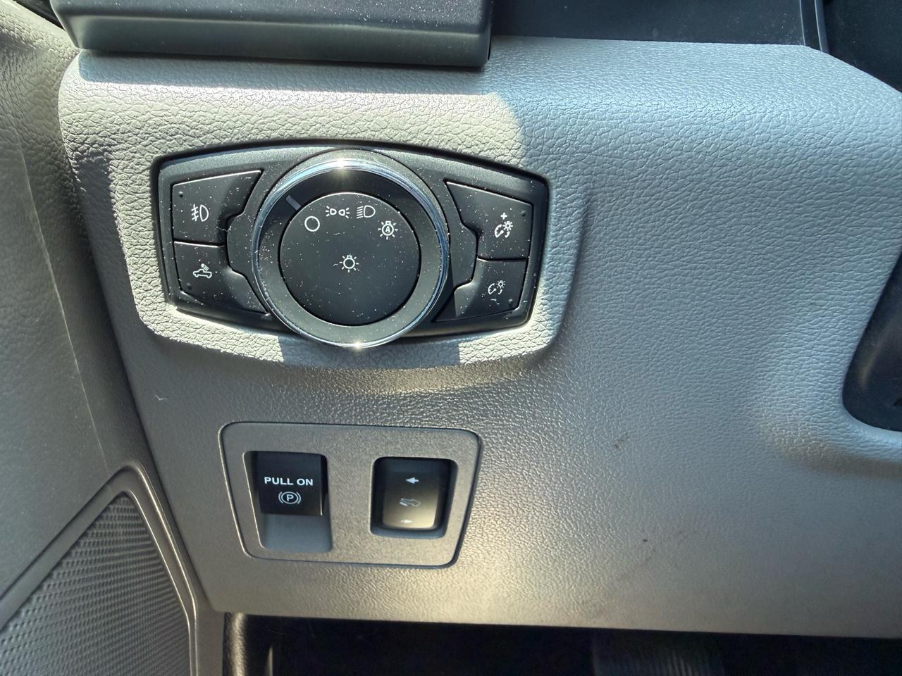 Ford F-150 XLT SuperCrew 4WD 2019