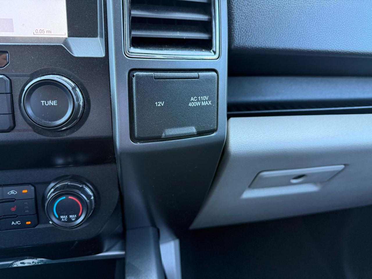 Ford F-150 XLT SuperCrew 4WD 2019