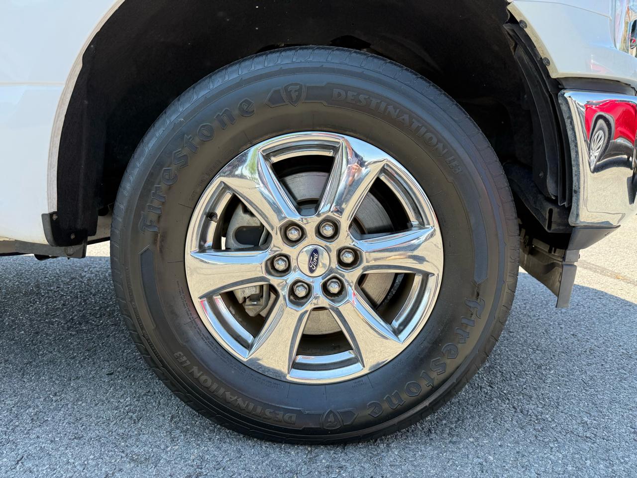 Ford F-150 XLT SuperCrew 4WD 2019