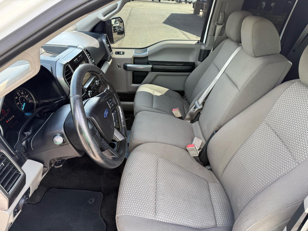 Ford F-150 XLT SuperCab 4WD 2018