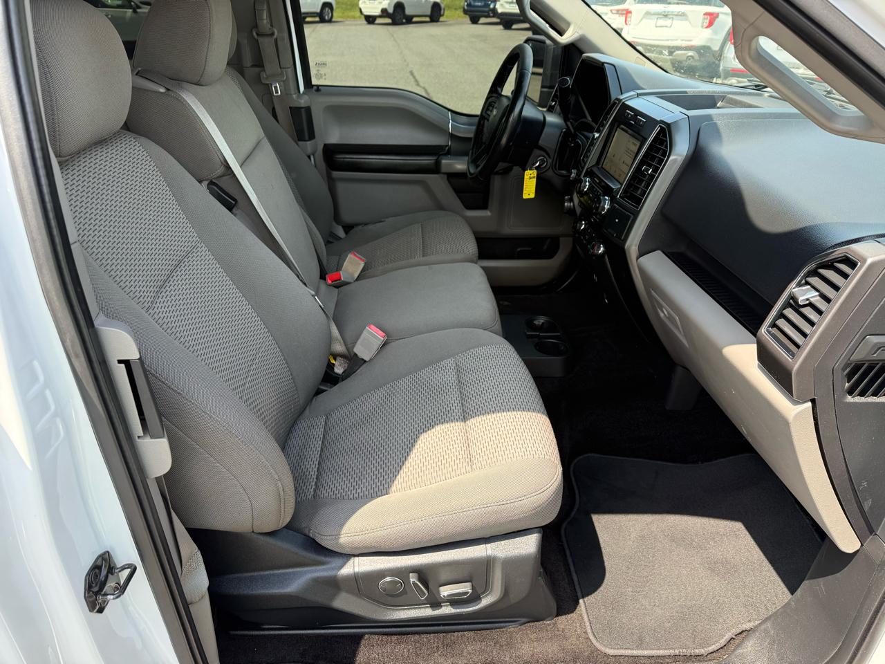 Ford F-150 XLT SuperCab 4WD 2018