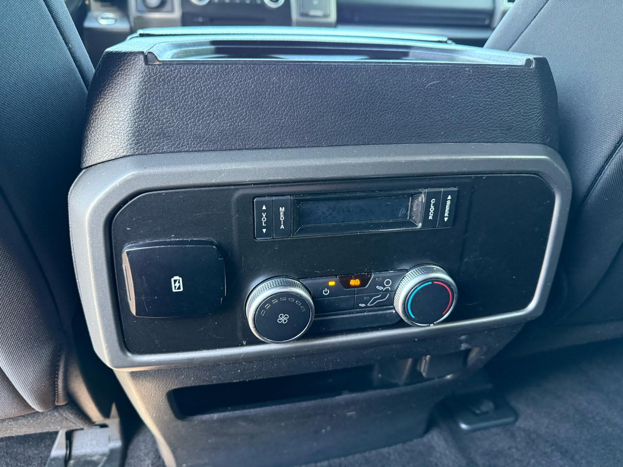 Ford Expedition XLT 4WD 2018