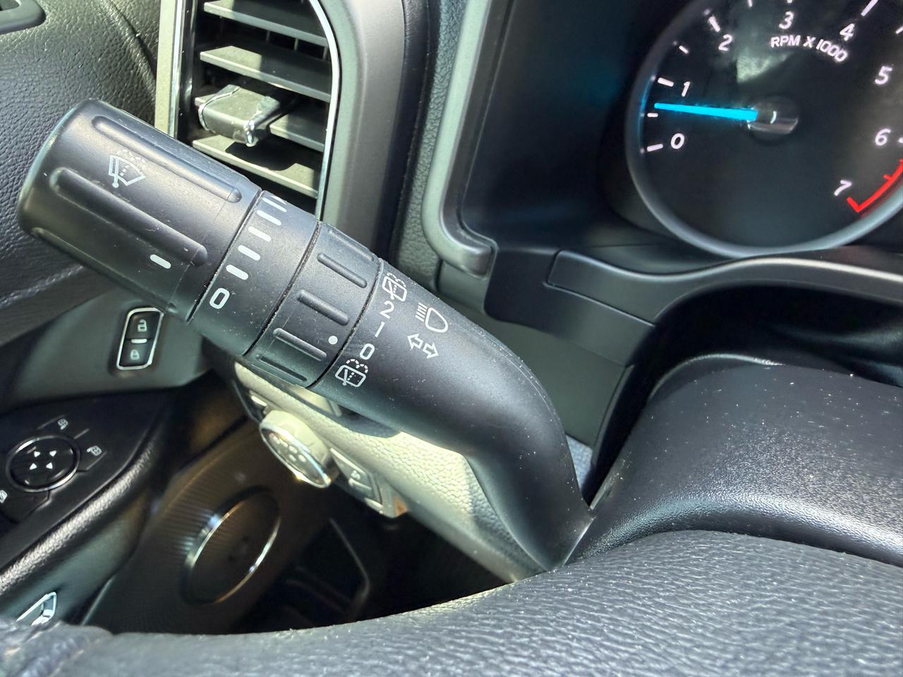 Ford Expedition XLT 4WD 2018