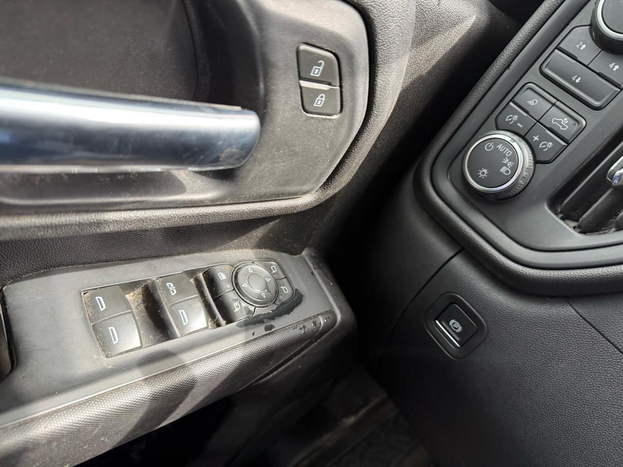 Chevrolet Silverado 2500HD Work Truck Crew Cab 4WD 2024