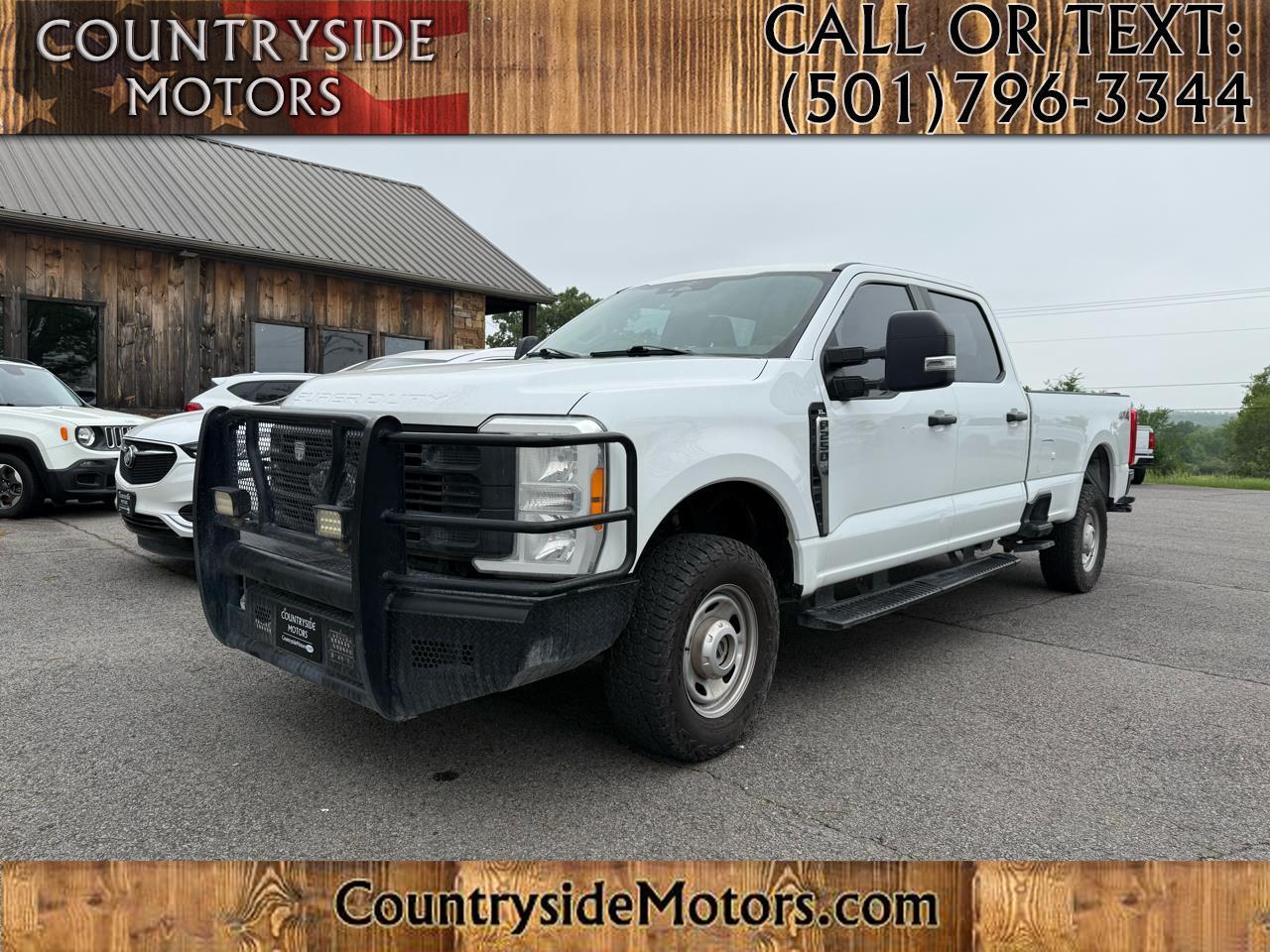 Ford F-250 SD XL Crew Cab 4WD 2023