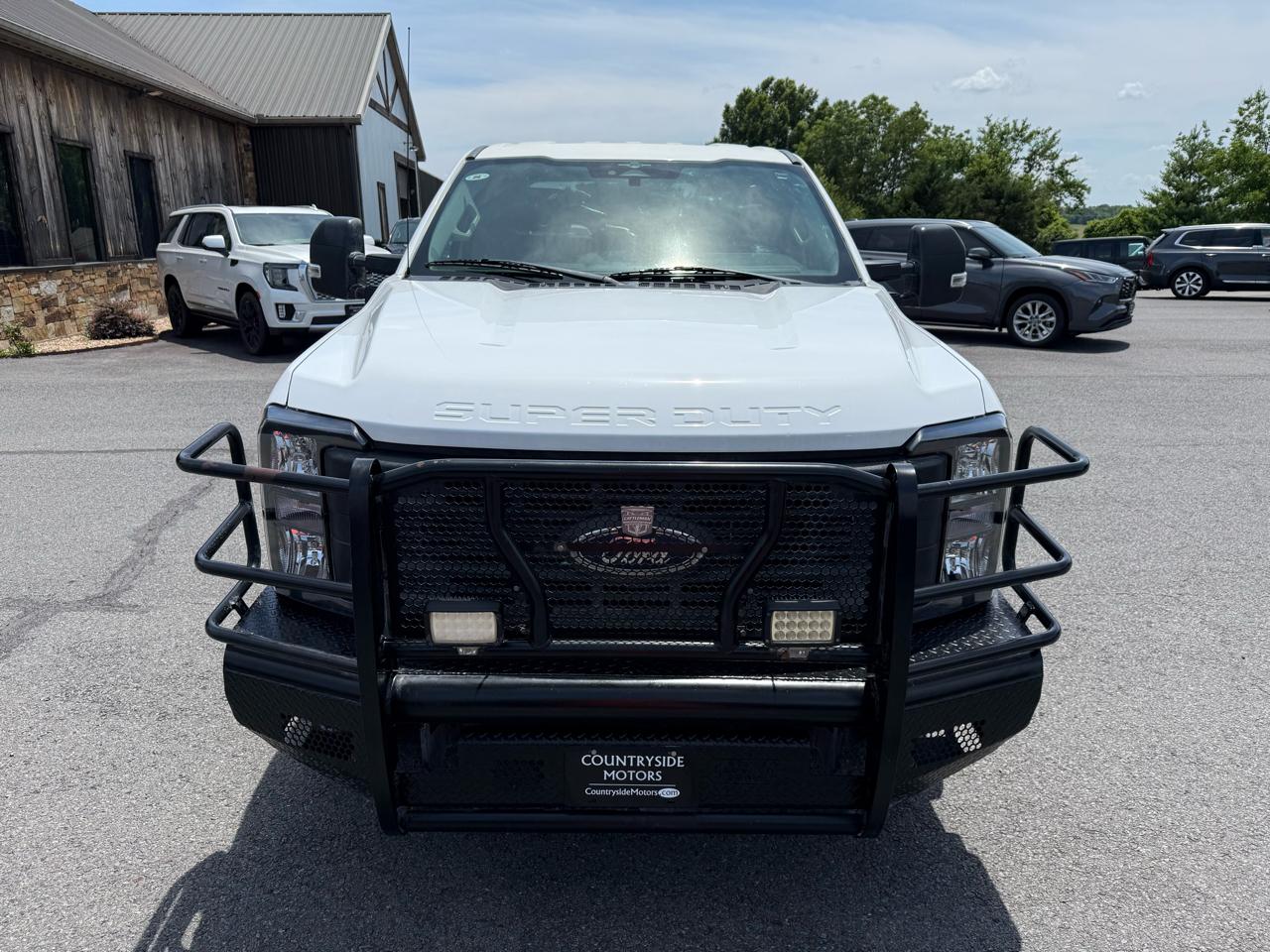 Ford F-250 SD XL Crew Cab 4WD 2023