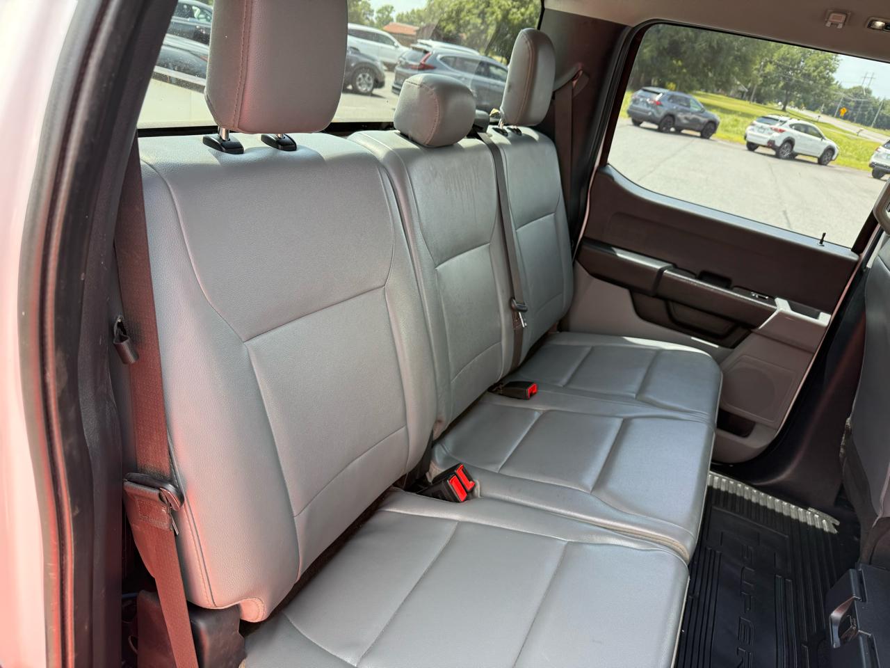 Ford F-250 SD XL Crew Cab 4WD 2023