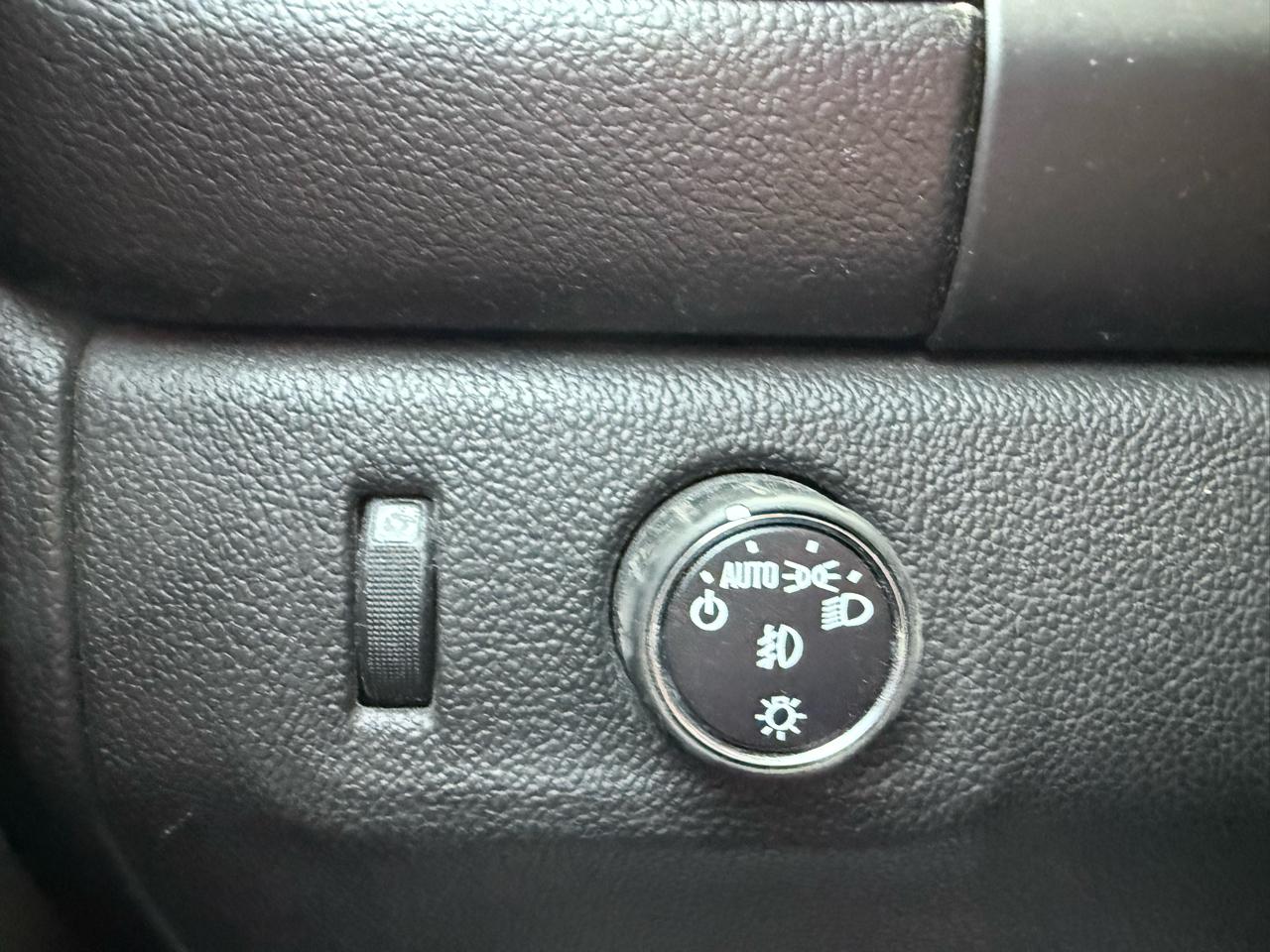 GMC Canyon SLE Crew Cab 2WD 2016