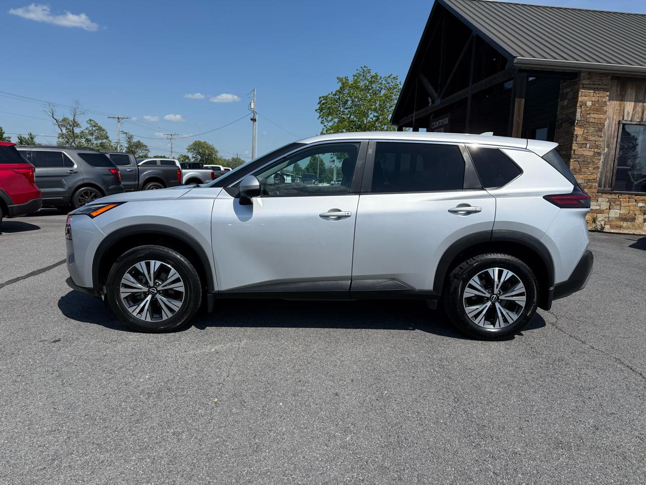 Nissan Rogue SV 2022