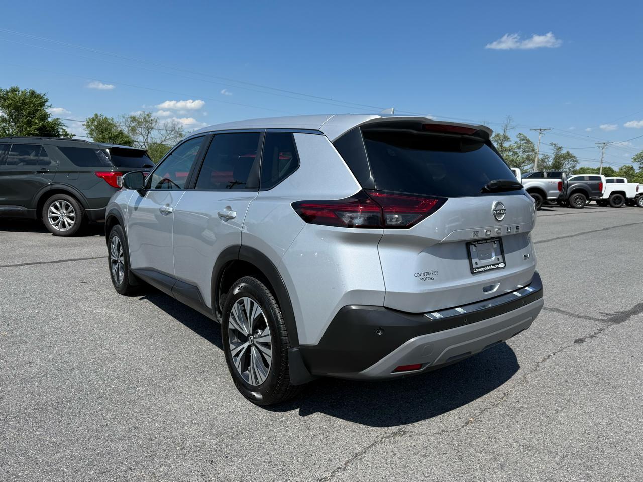 Nissan Rogue SV 2022