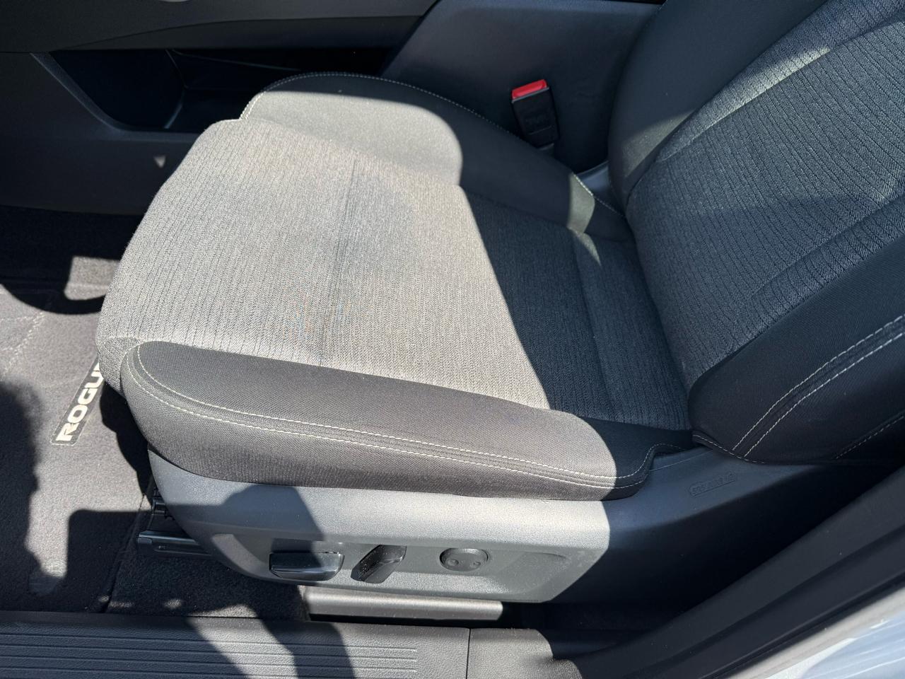 Nissan Rogue SV 2022