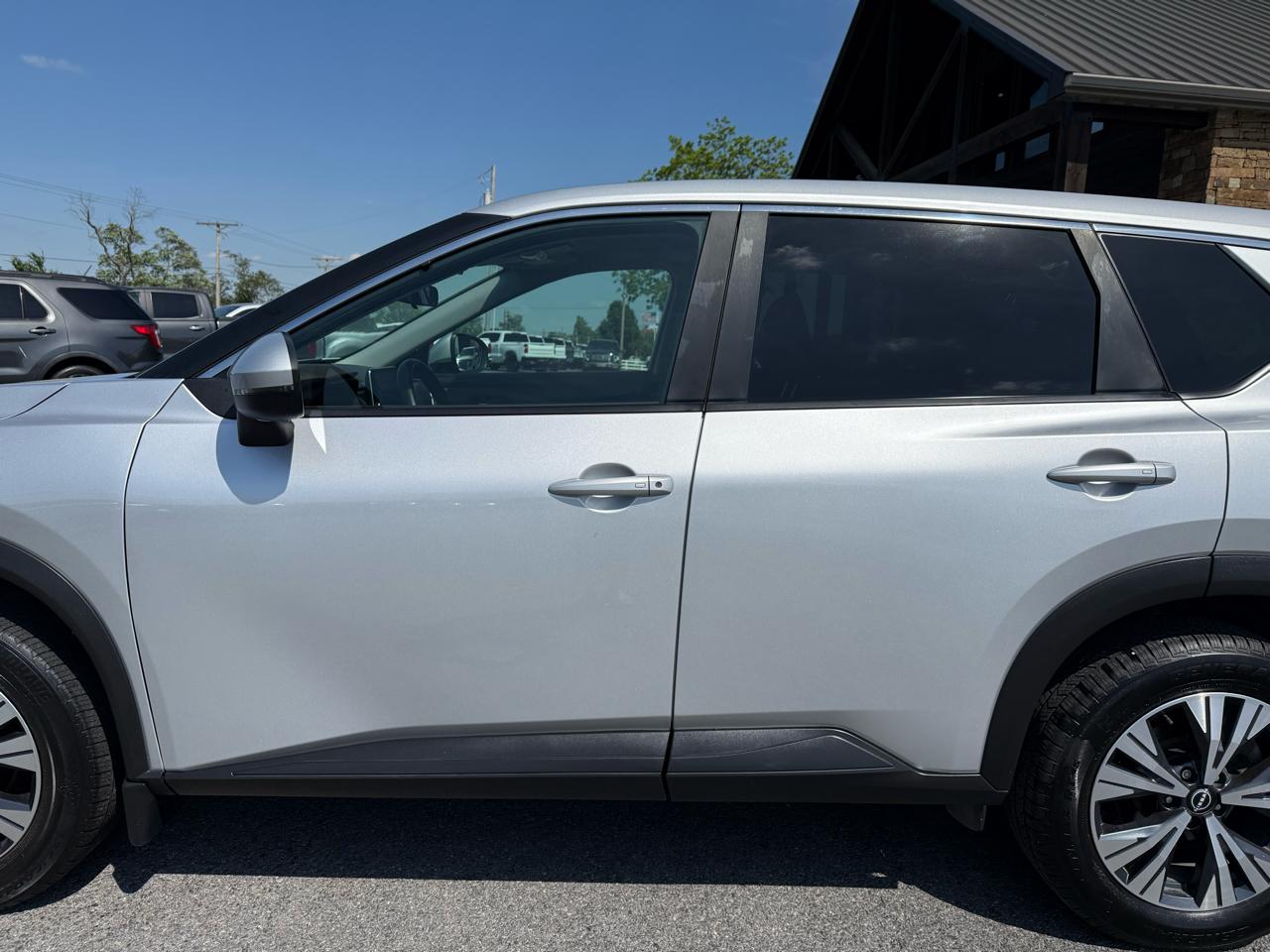 Nissan Rogue SV 2022