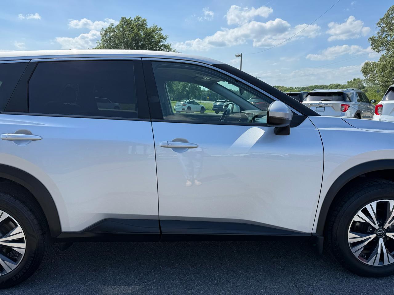 Nissan Rogue SV 2022
