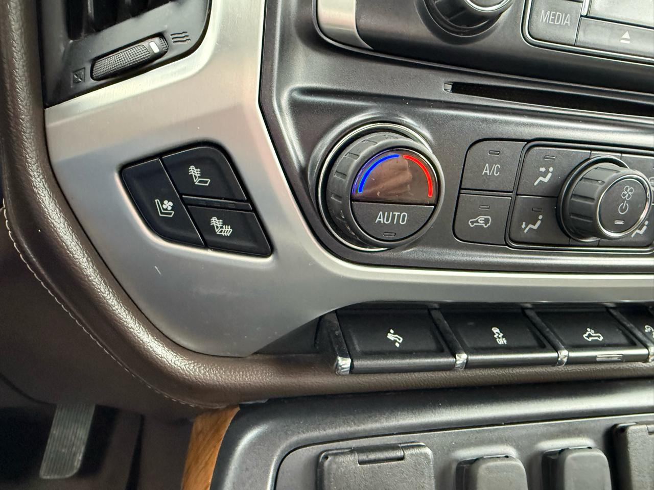 GMC Sierra 1500 SLT Crew Cab 4WD 2018