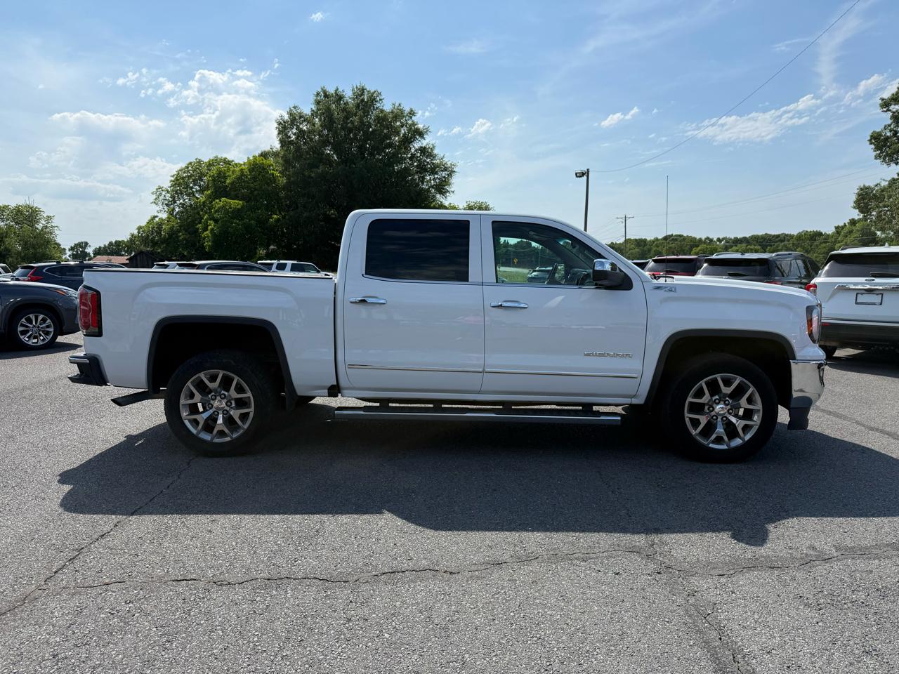 GMC Sierra 1500 SLT Crew Cab 4WD 2018