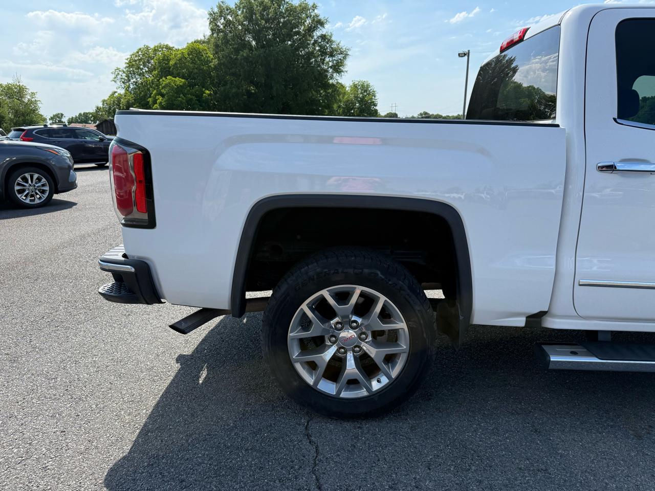 GMC Sierra 1500 SLT Crew Cab 4WD 2018