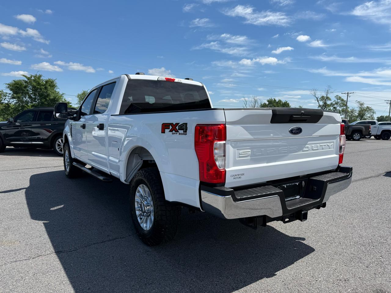 Ford F-250 SD XL Crew Cab 4WD 2022