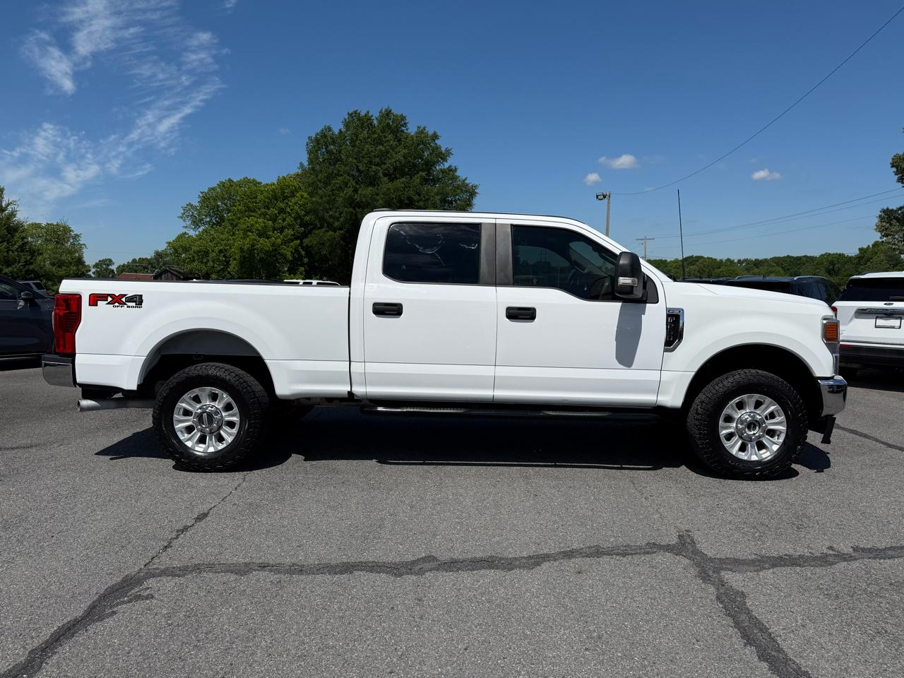 Ford F-250 SD XL Crew Cab 4WD 2022