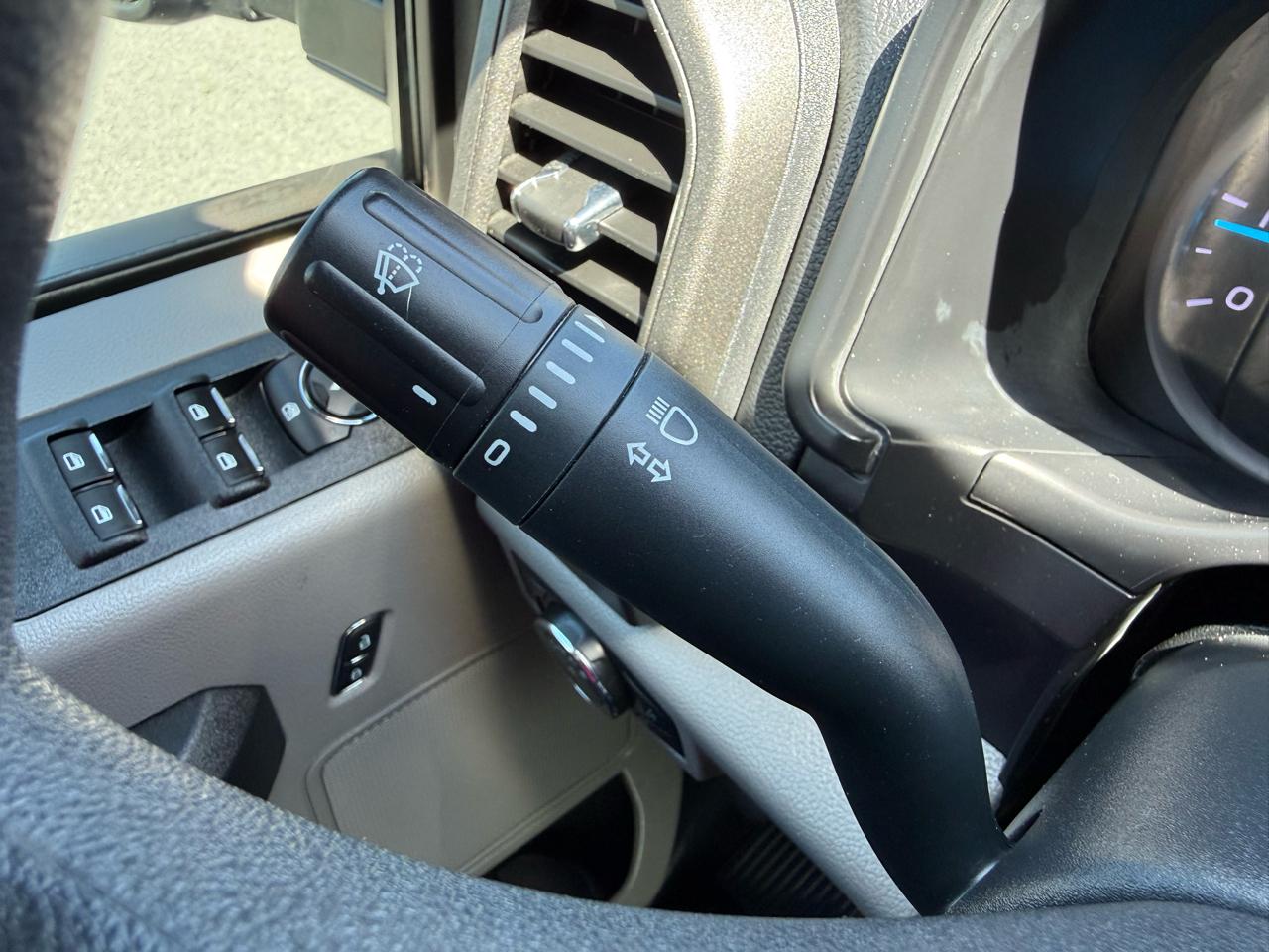 Ford F-250 SD XL Crew Cab 4WD 2022