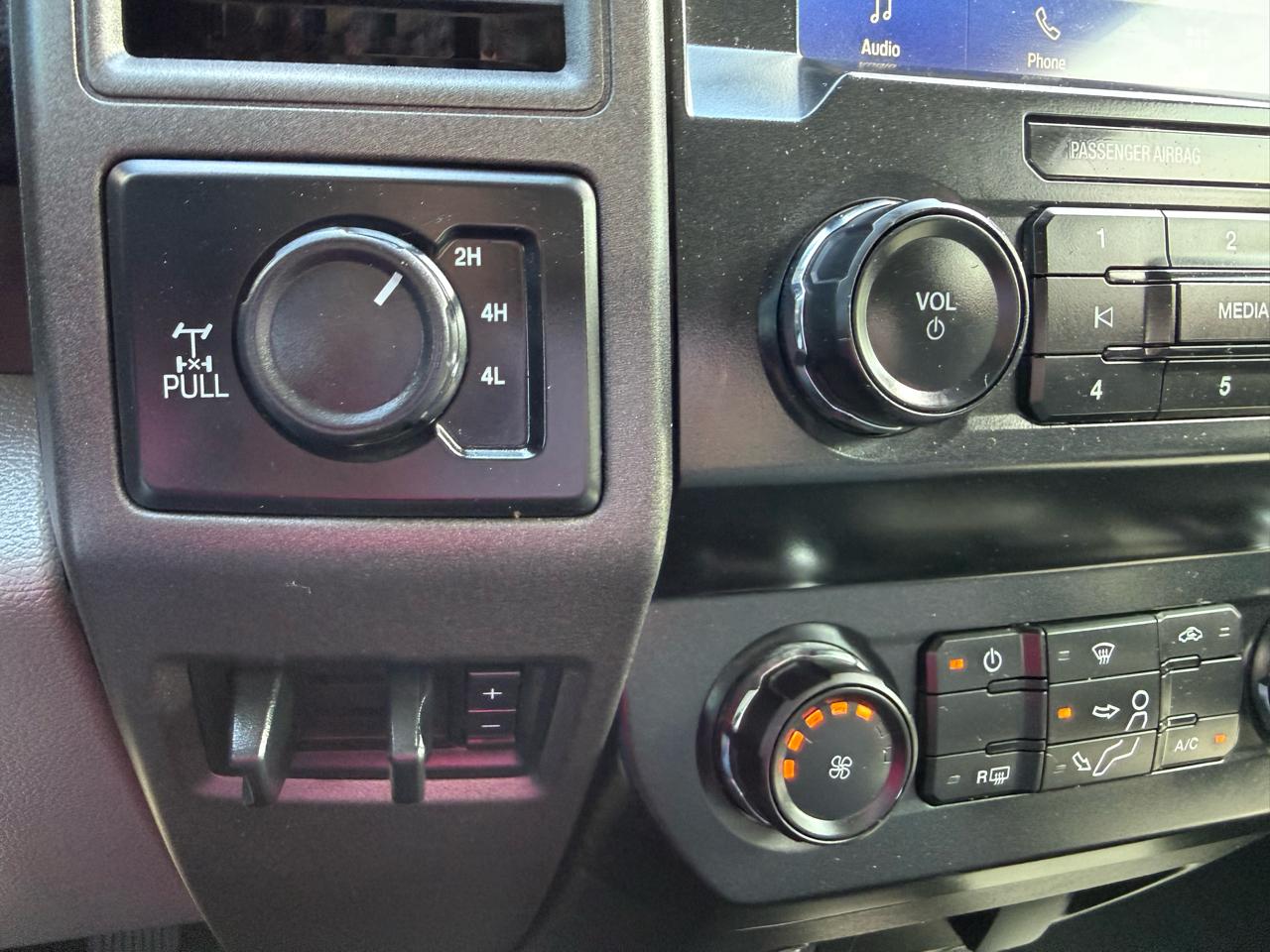 Ford F-250 SD XL Crew Cab 4WD 2022