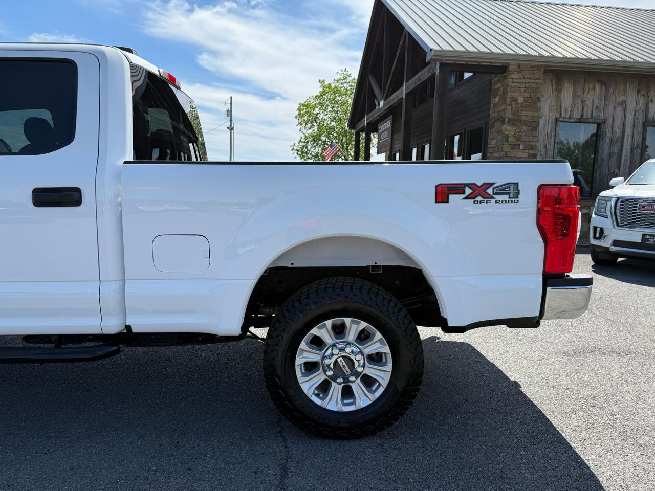 Ford F-250 SD XL Crew Cab 4WD 2022