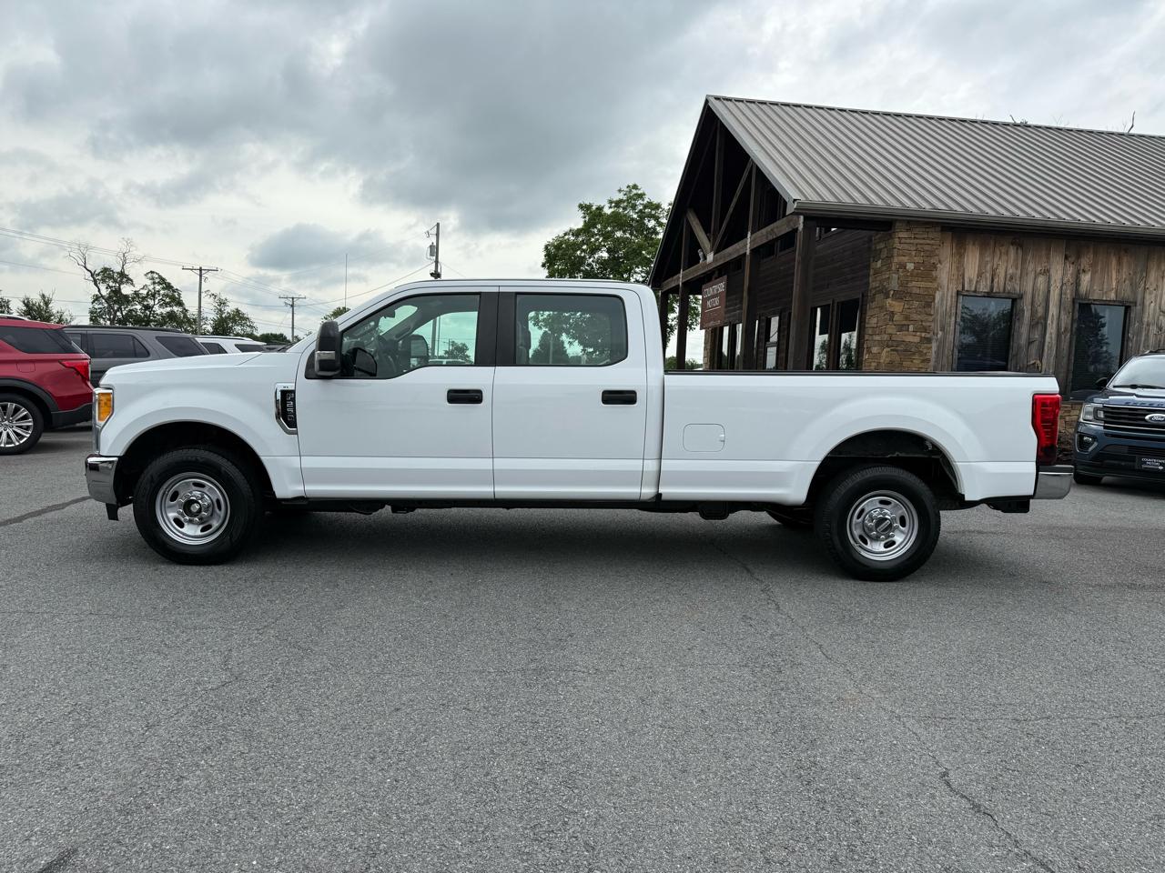 Ford F-250 SD XL Crew Cab Long Bed 2WD 2017