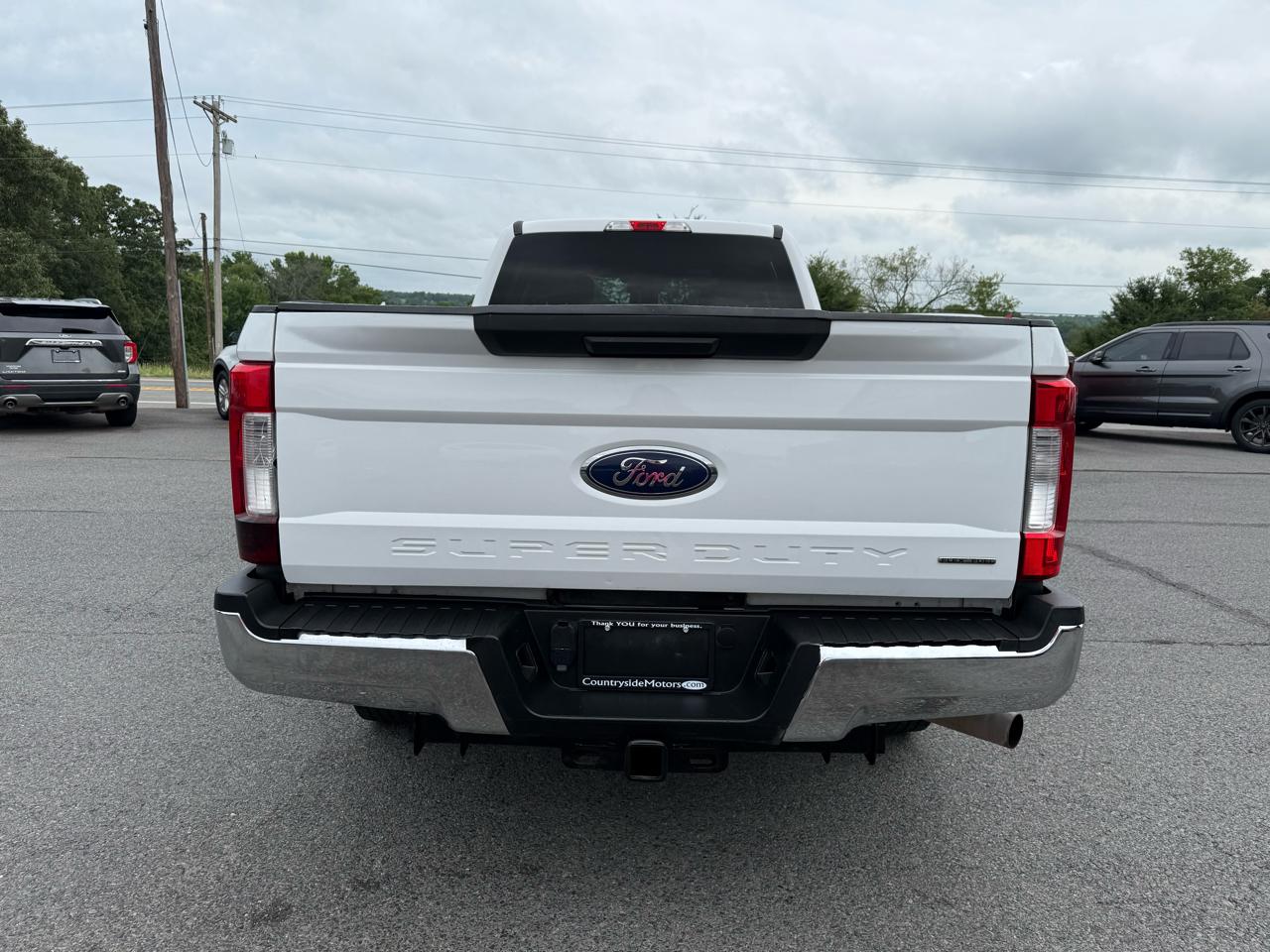 Ford F-250 SD XL Crew Cab Long Bed 2WD 2017