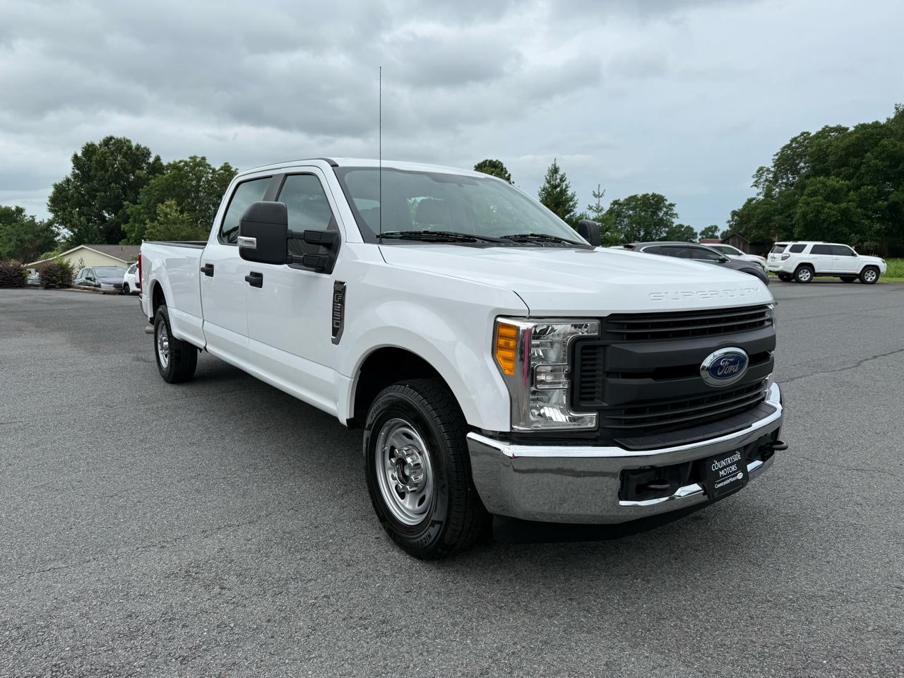 Ford F-250 SD XL Crew Cab Long Bed 2WD 2017