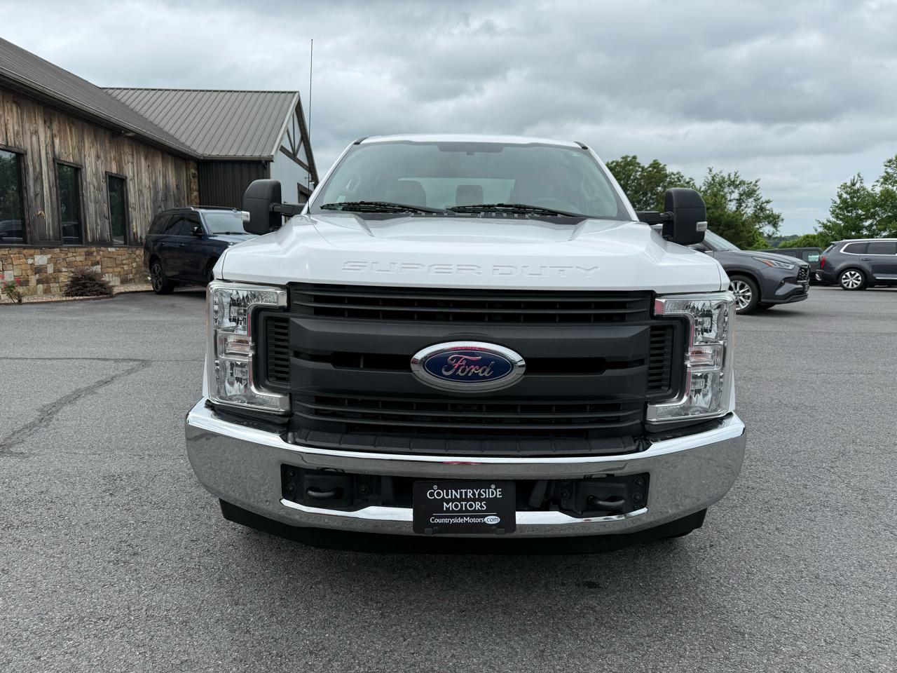 Ford F-250 SD XL Crew Cab Long Bed 2WD 2017