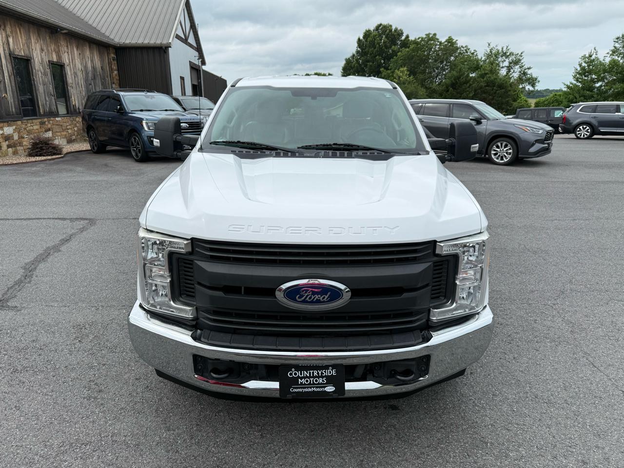 Ford F-250 SD XL Crew Cab Long Bed 2WD 2017