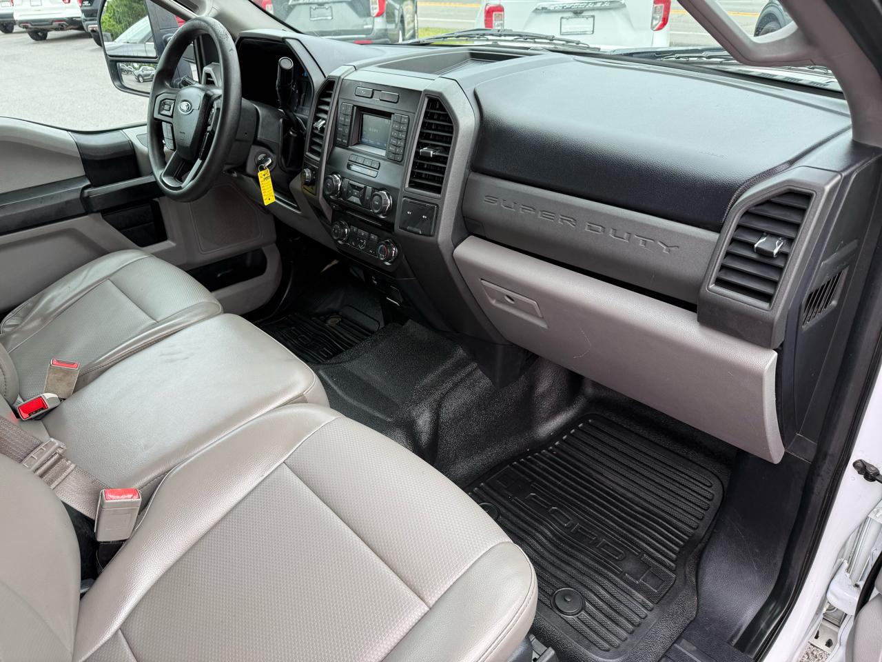 Ford F-250 SD XL Crew Cab Long Bed 2WD 2017