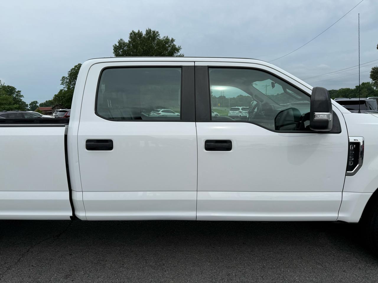 Ford F-250 SD XL Crew Cab Long Bed 2WD 2017