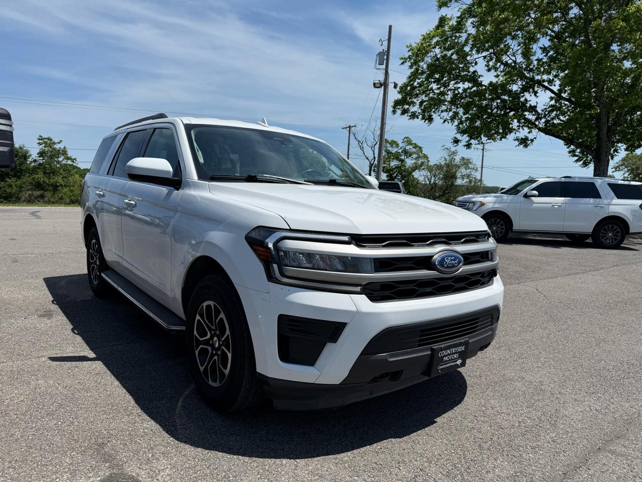 Ford Expedition XLT 4WD 2023